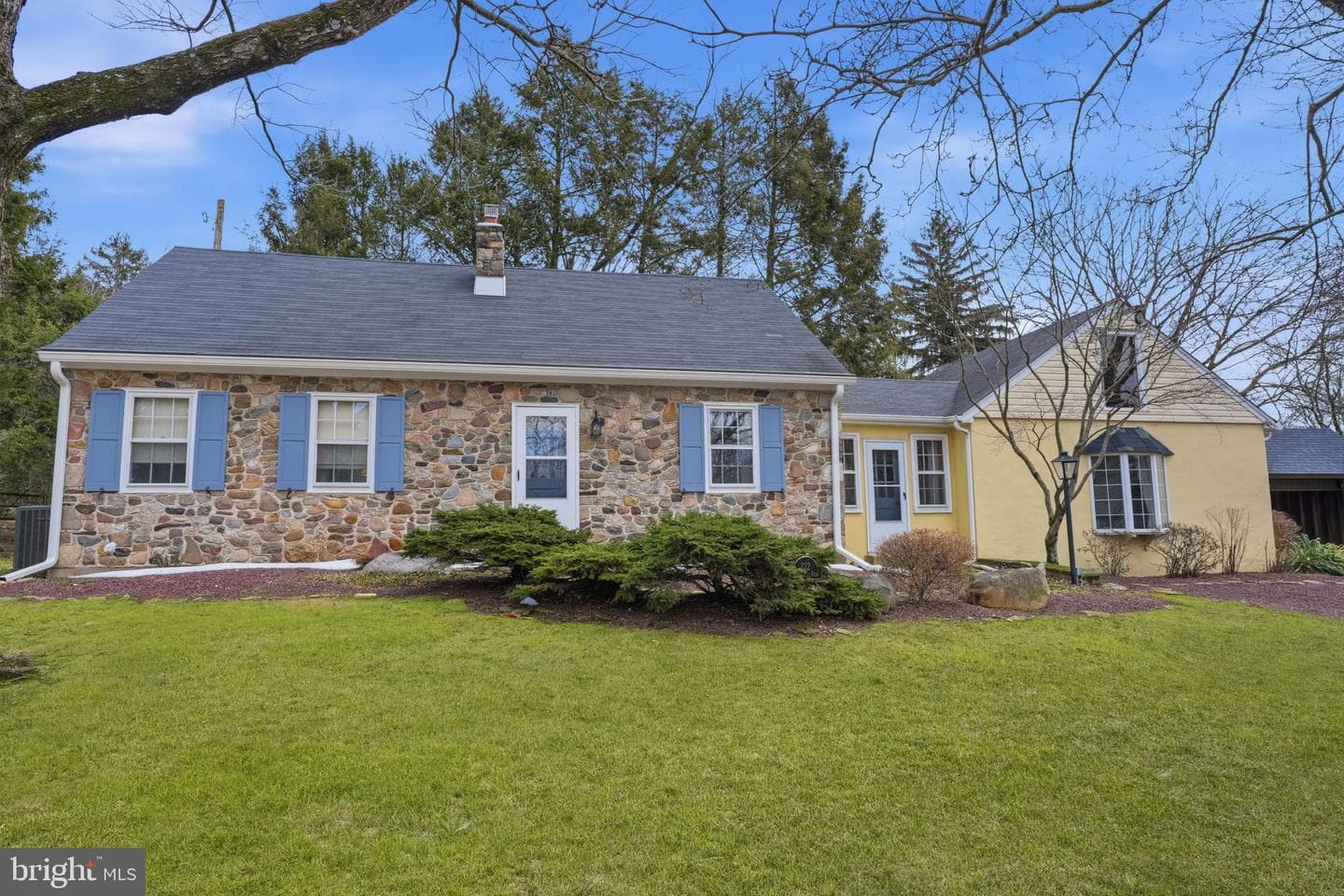 222 Green Valley Road photo 2