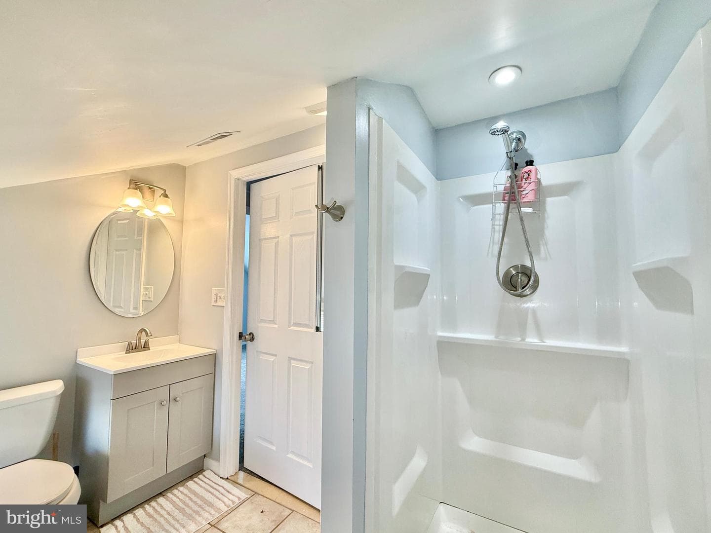 24 Roundwood Lane photo 14