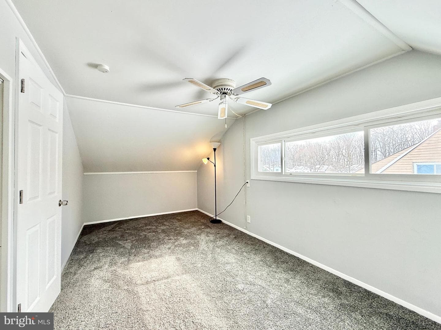24 Roundwood Lane photo 16