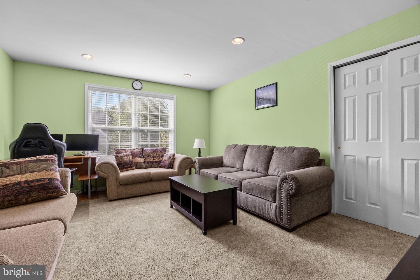 5 Kingsley Court photo 27