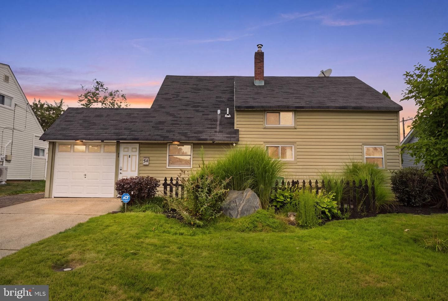 34 Ridge Lane photo 1
