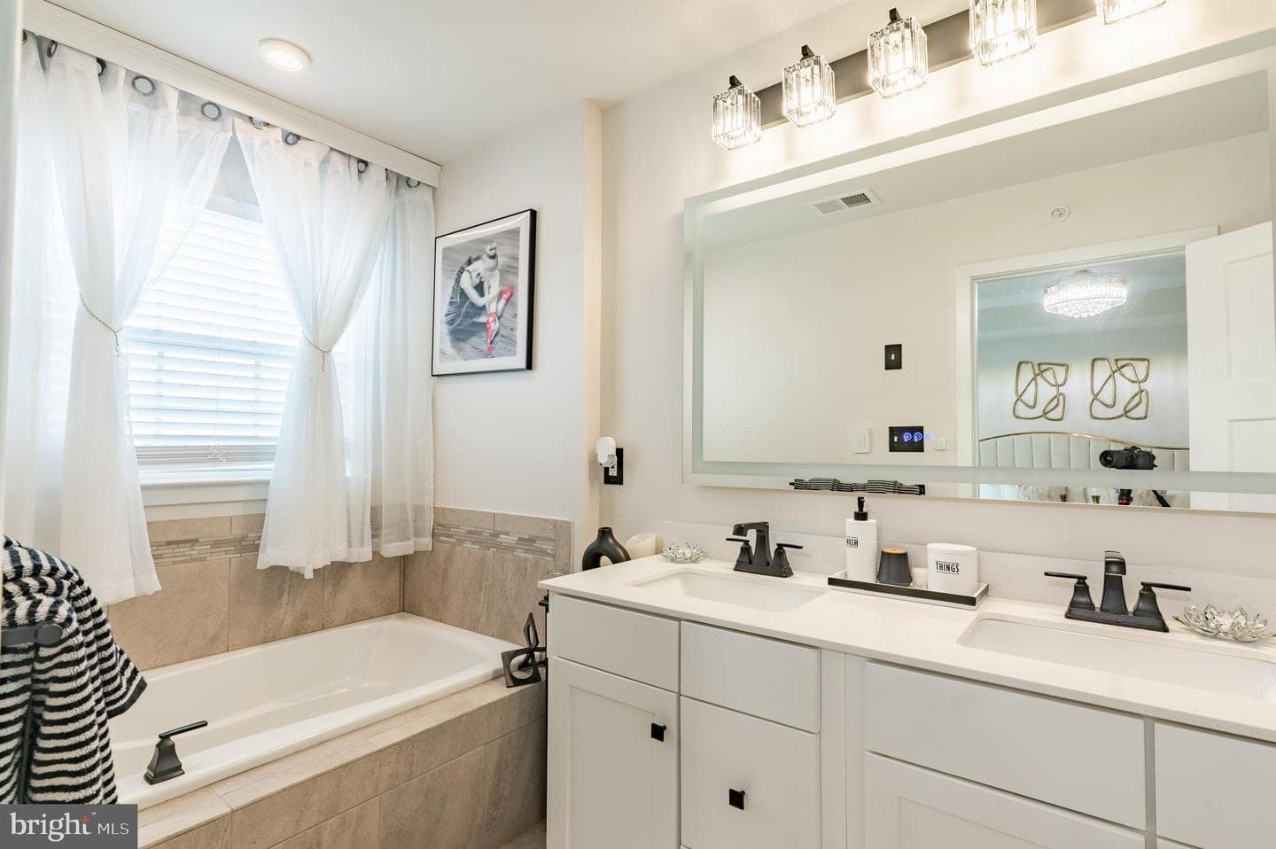 118 Bishop Way photo 29