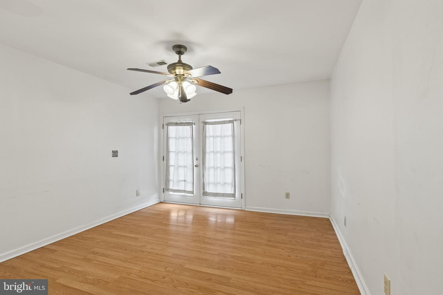 1306 New Chestnut Street photo 29