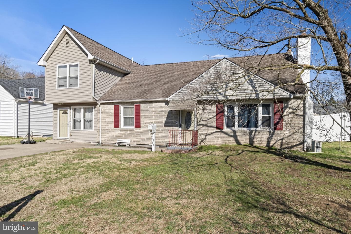 1306 New Chestnut Street photo 3