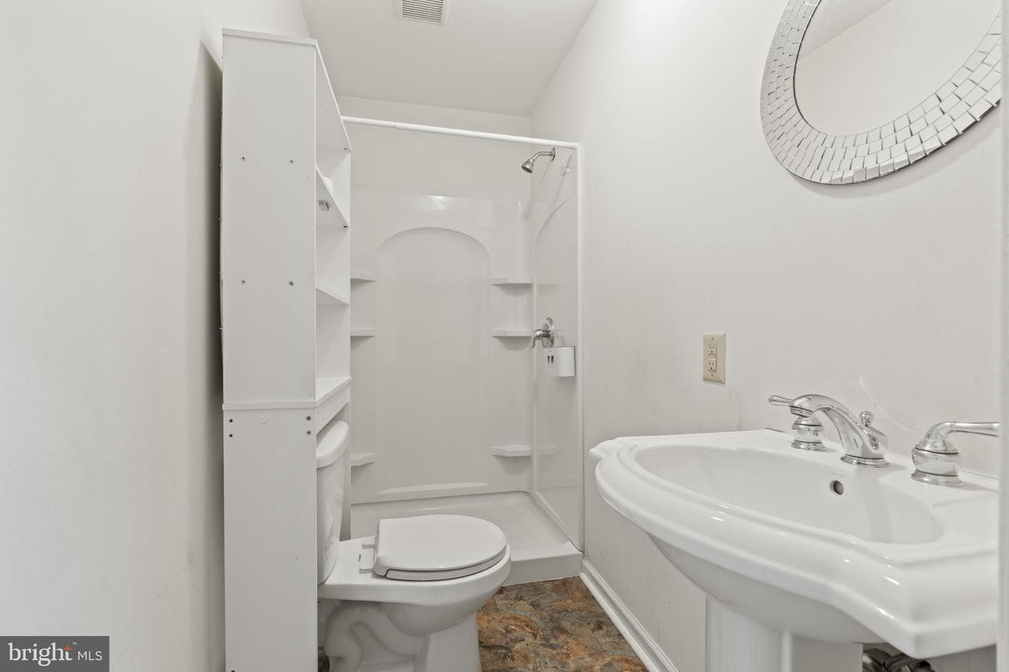 1306 New Chestnut Street photo 42