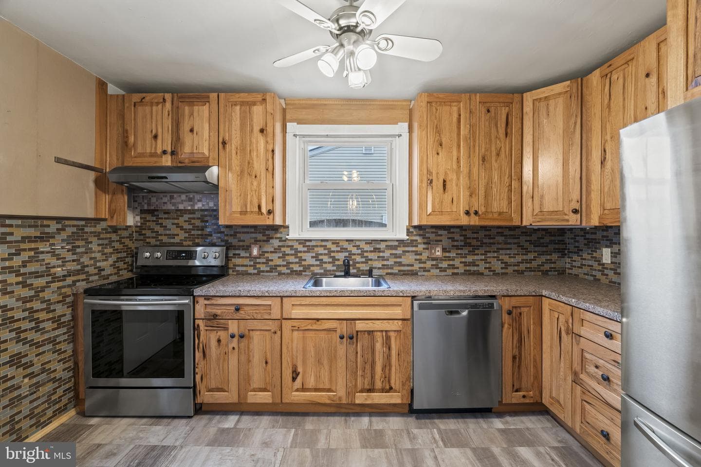 1306 New Chestnut Street photo 8