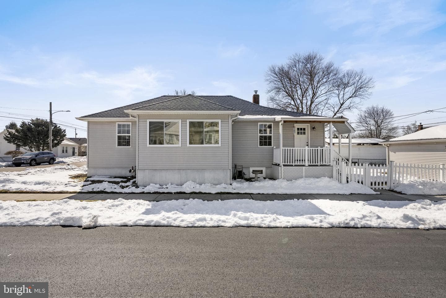 400 Clymer Avenue photo 5