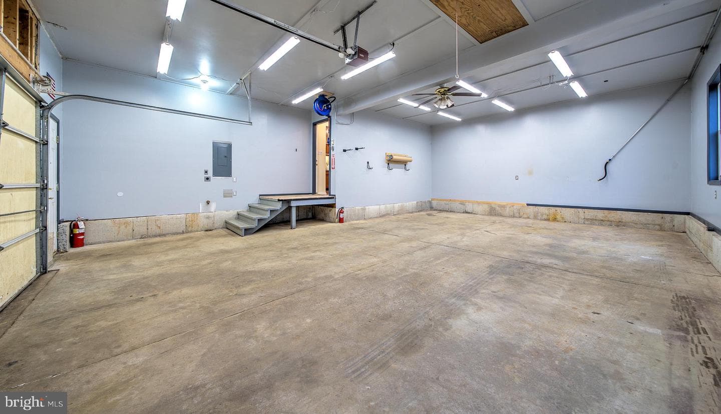 1347 E Thatcher Road photo 38