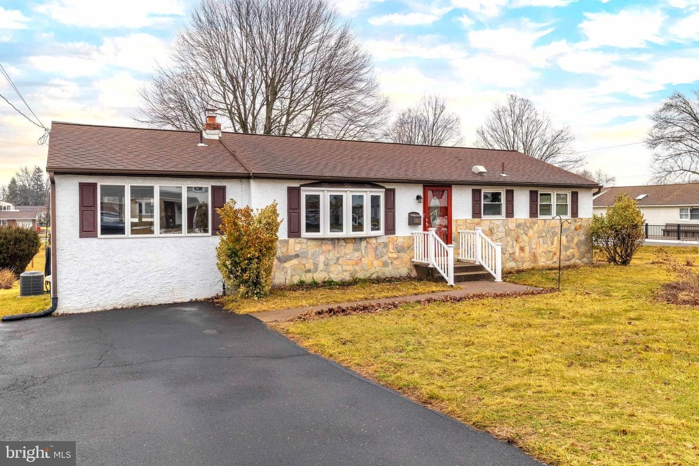 1413 Foster Road