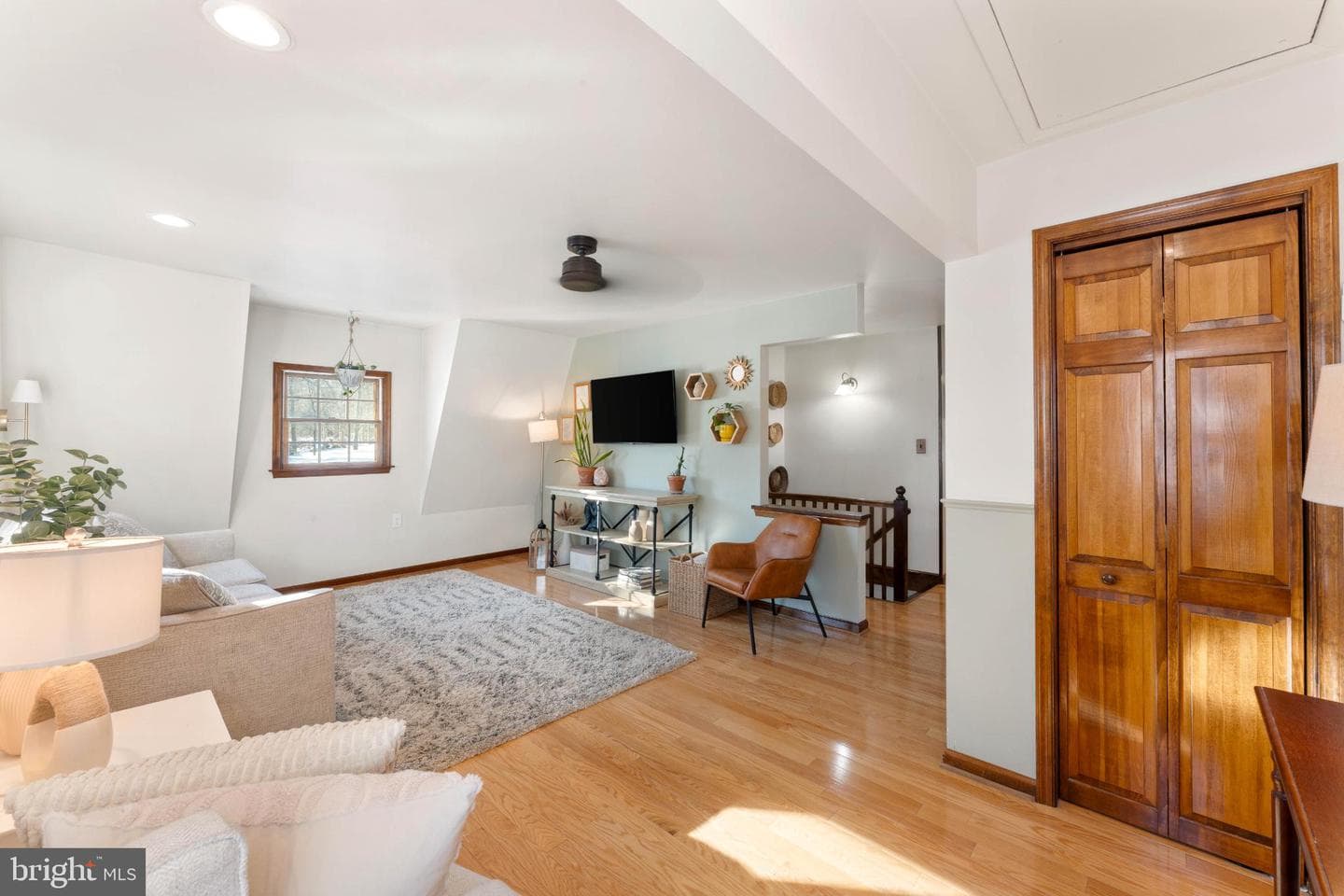 1596 River Rd photo 18