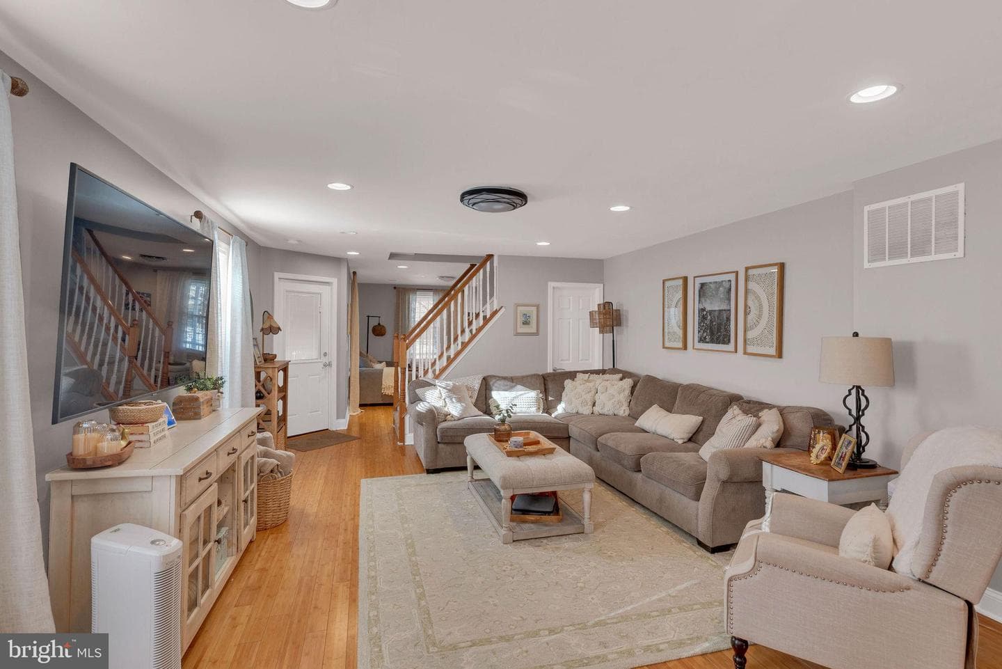 61 N Hamilton Street photo 6