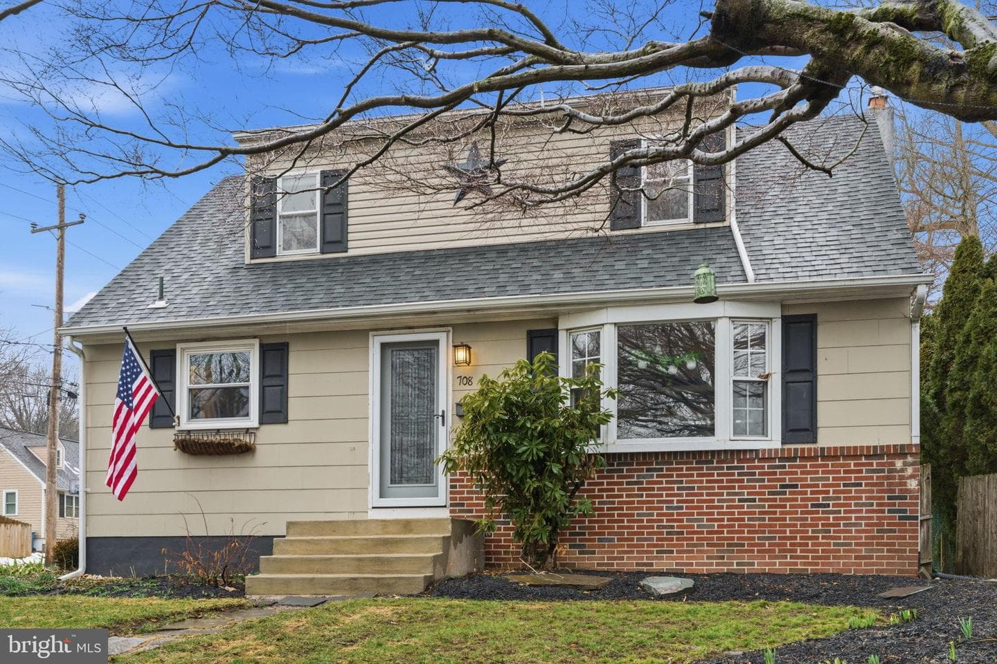 708 Barclay Avenue
