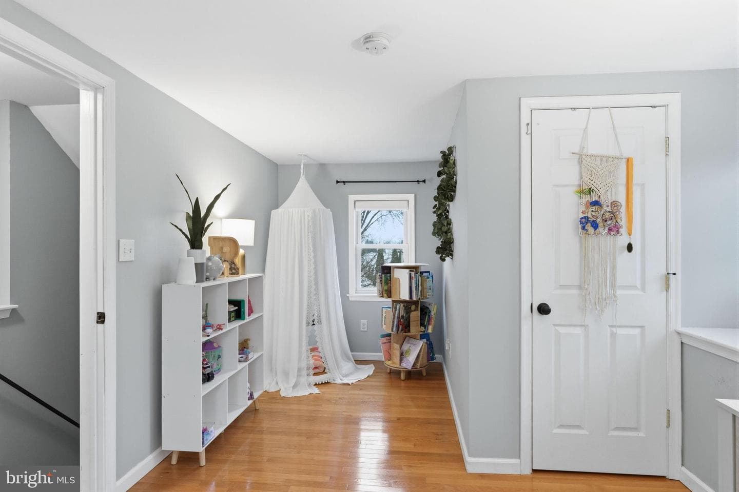 708 Barclay Avenue photo 22