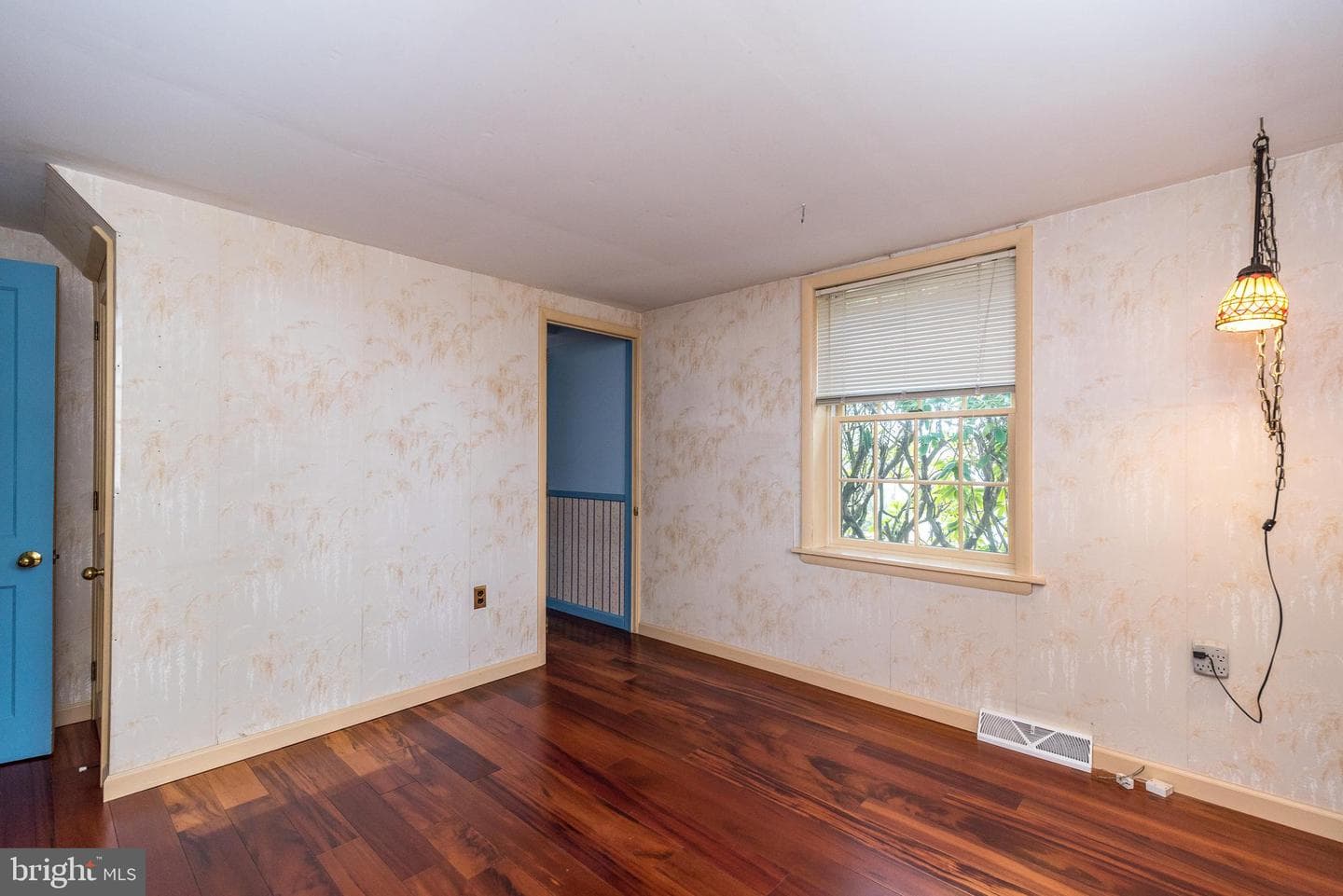 2361 Turk Road N photo 8