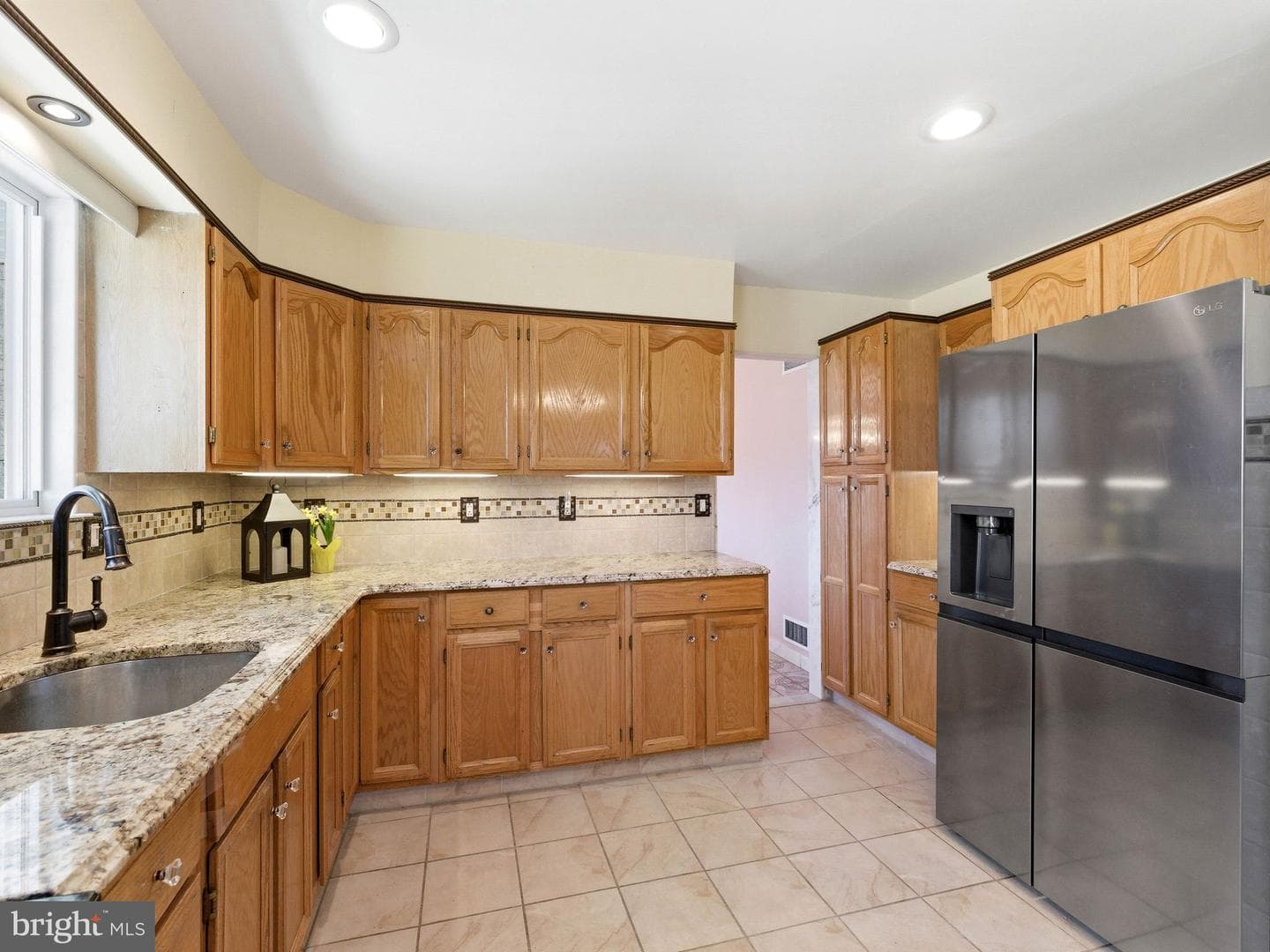 77 Gaping Rock Road photo 10