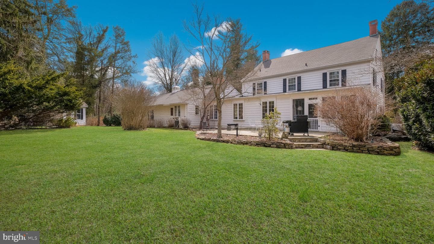 563 Pebble Hill Rd photo 56