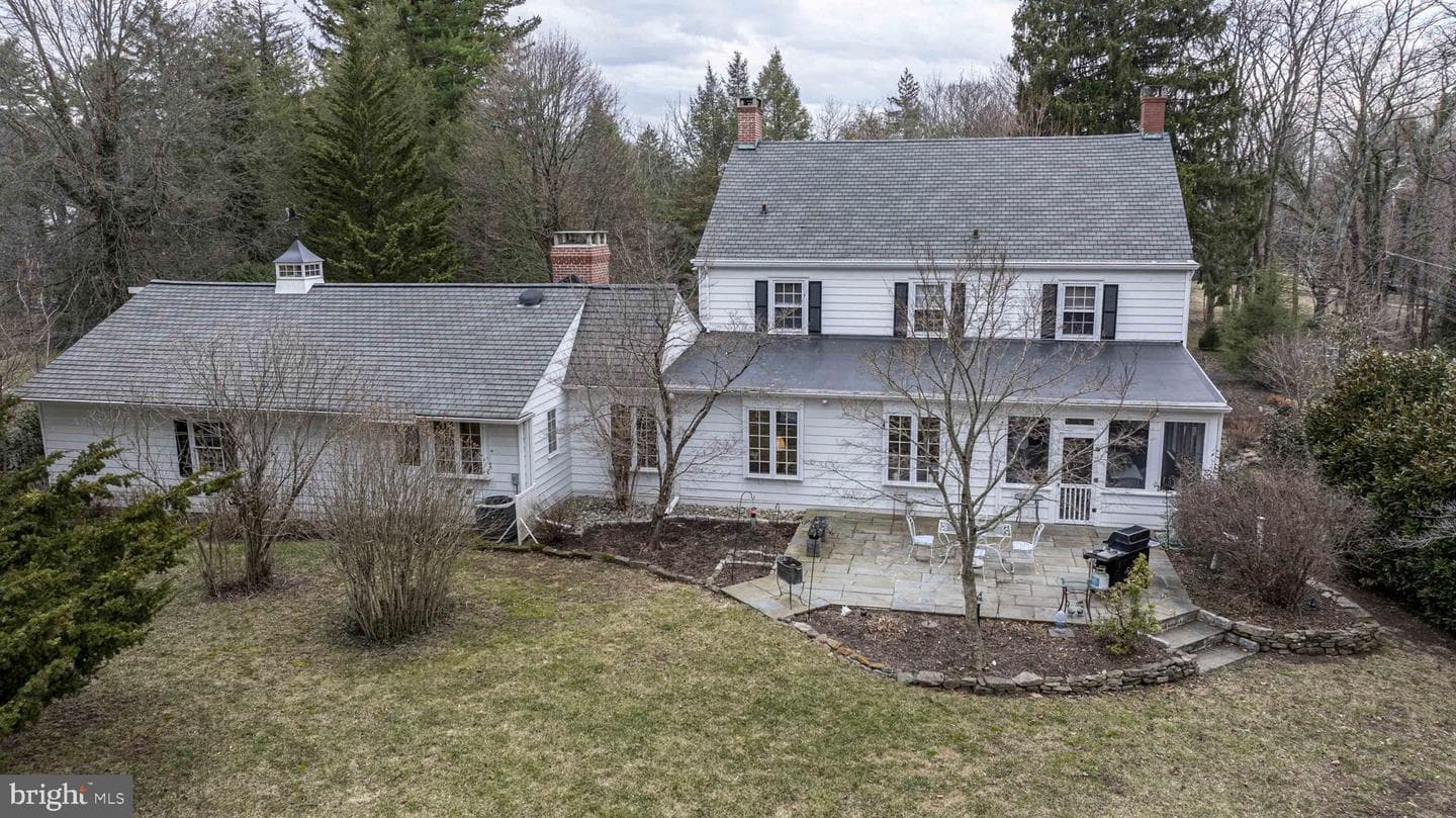 563 Pebble Hill Rd photo 64