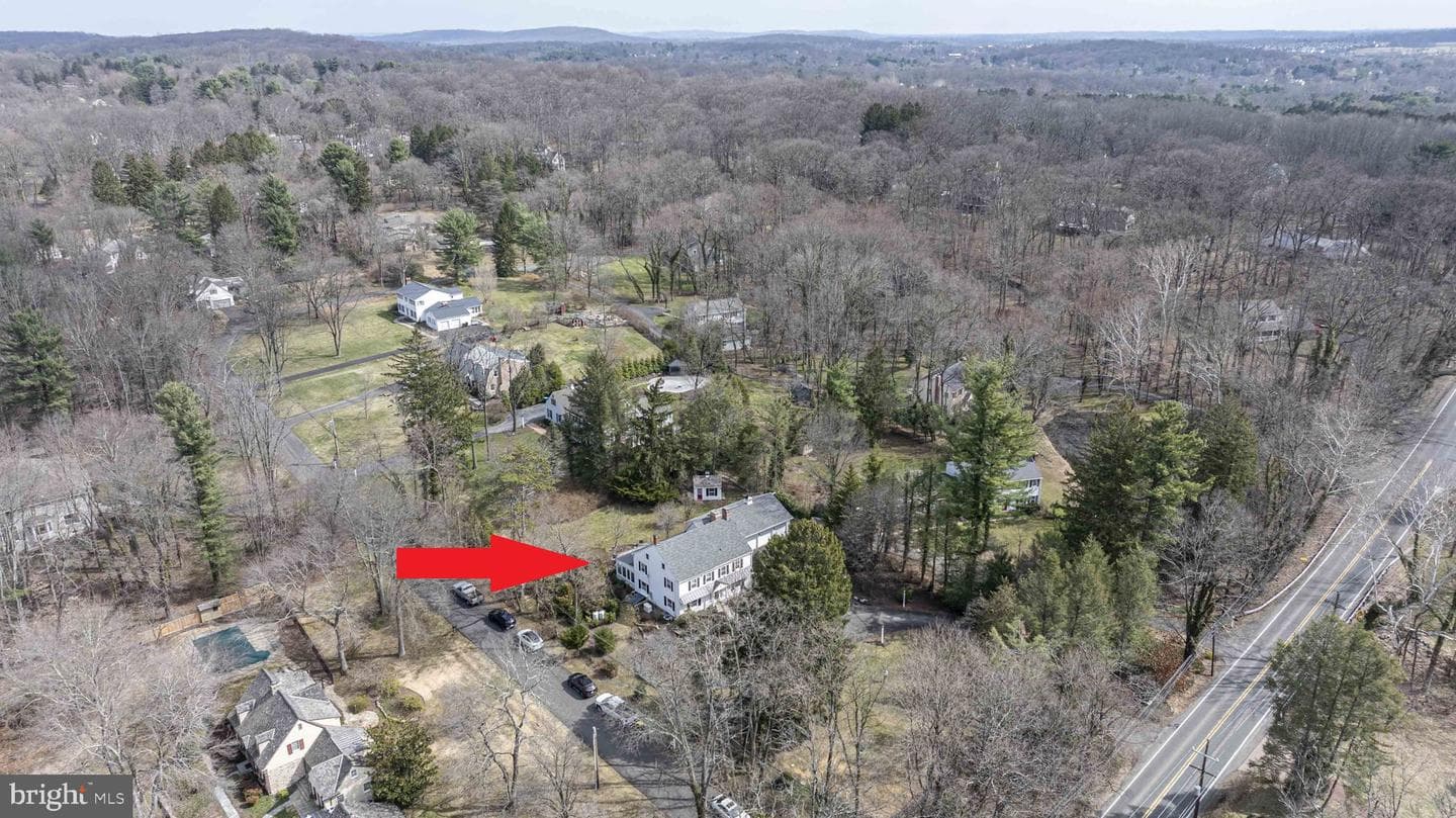 563 Pebble Hill Rd photo 73