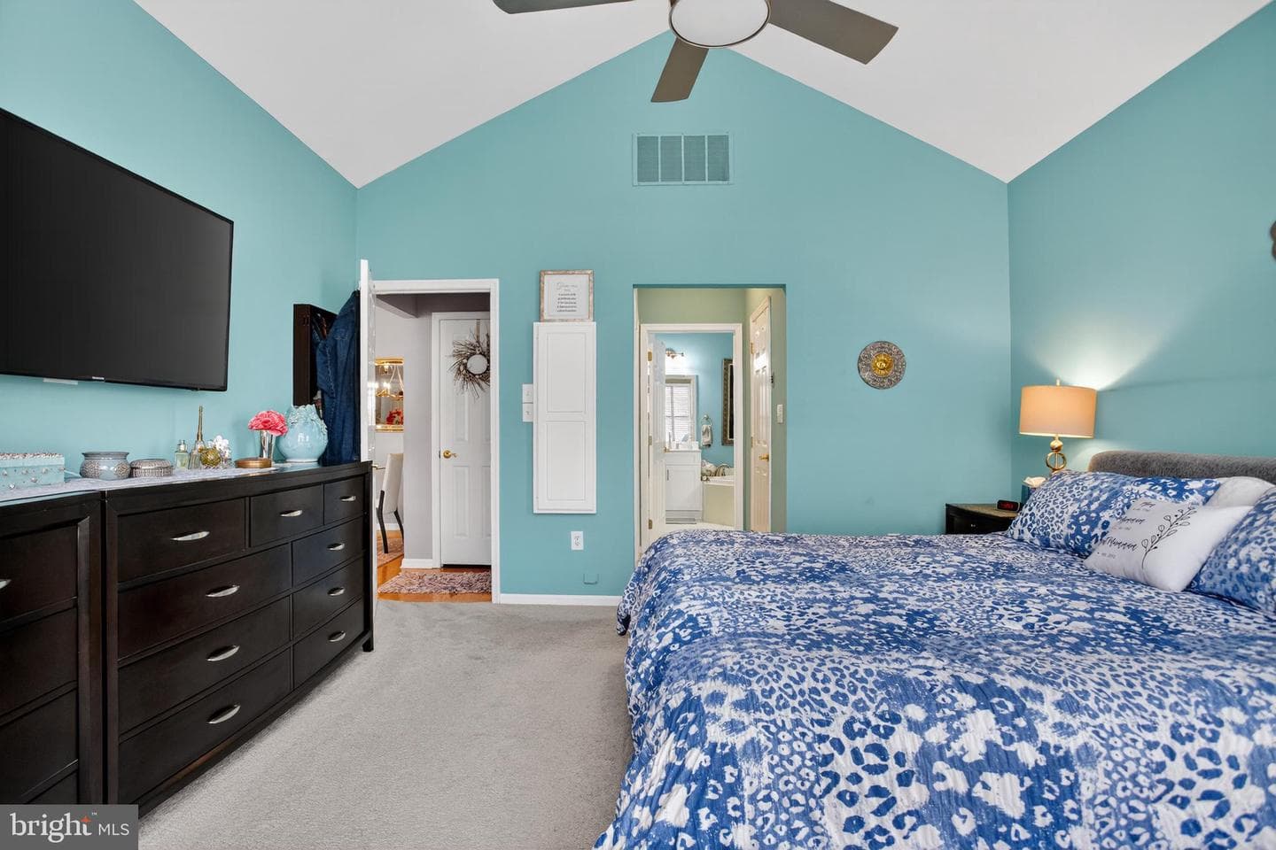 618 Bellflower Road photo 20