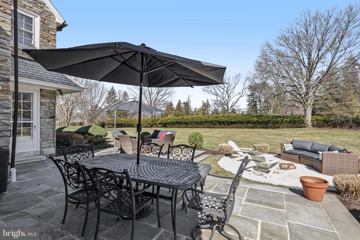 2211 Yardley photo 5