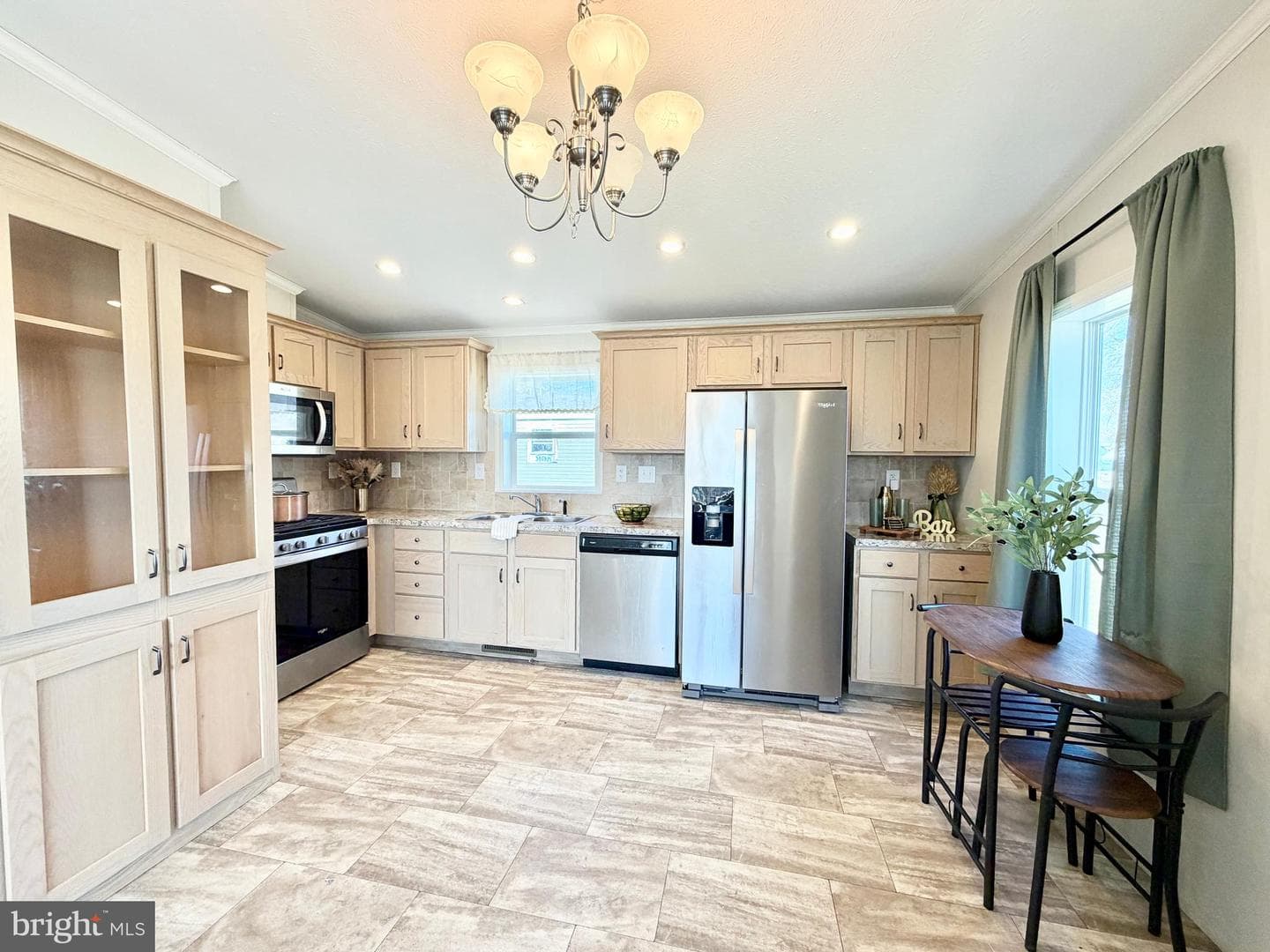201 Johnson Drive photo 8