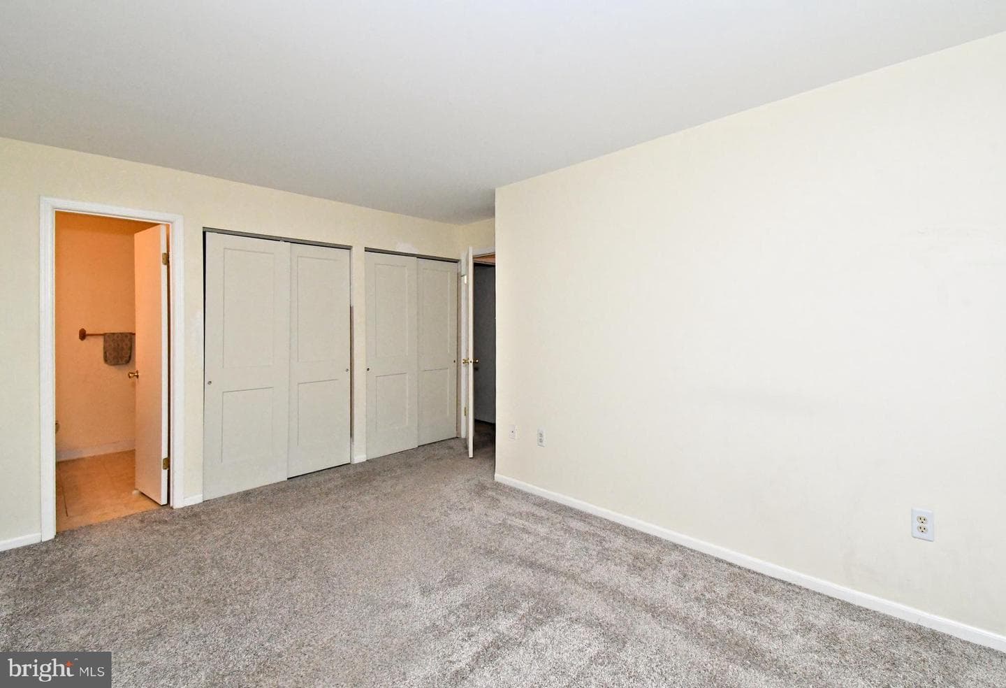1105 Mews Drive #1105 photo 32