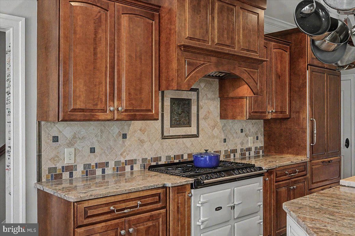 26 Wormansville Road photo 12