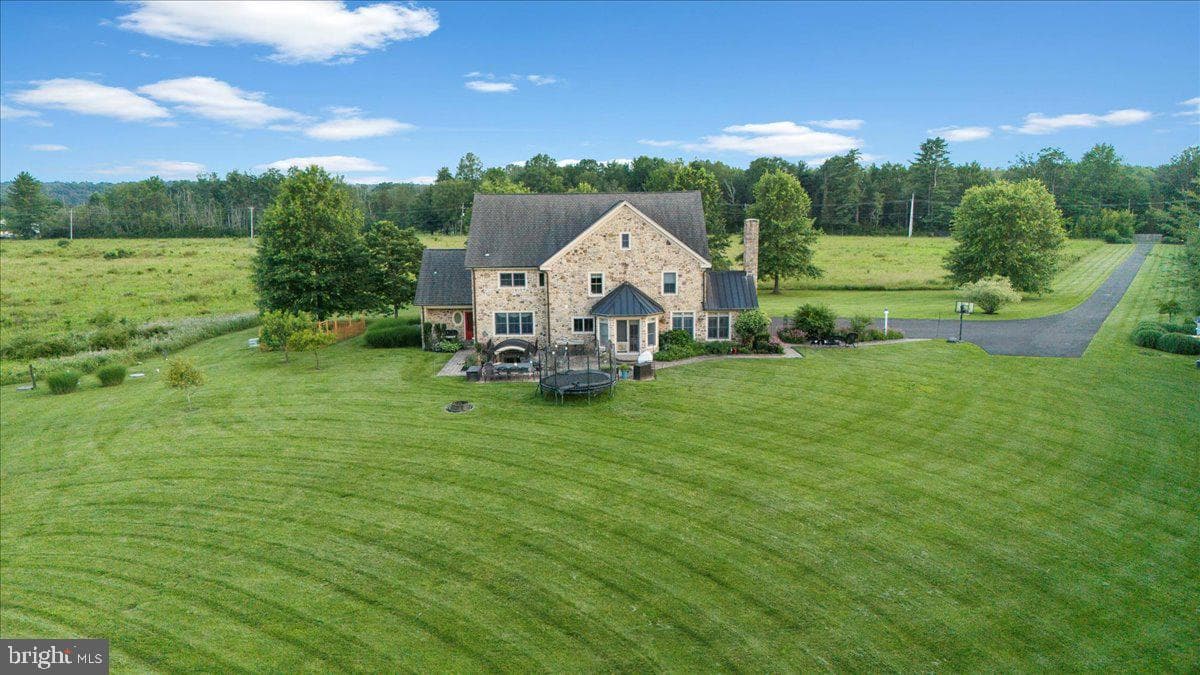 26 Wormansville Road photo 63