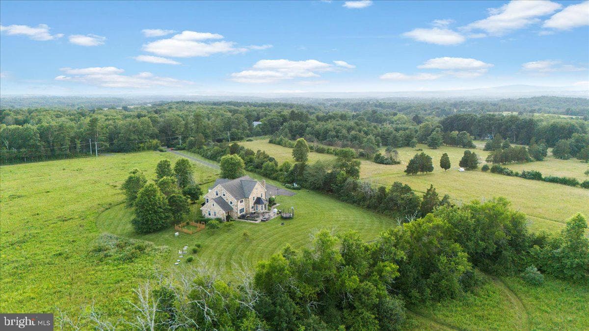 26 Wormansville Road photo 64