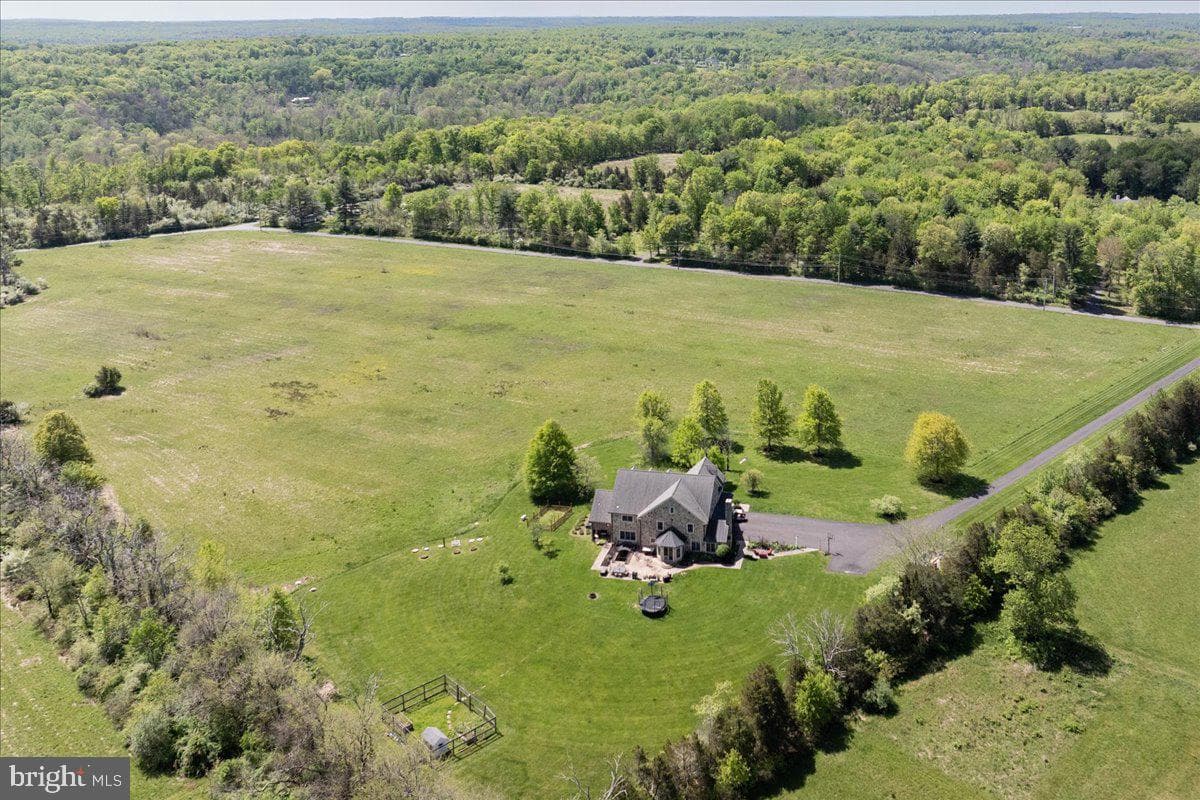 26 Wormansville Road photo 84