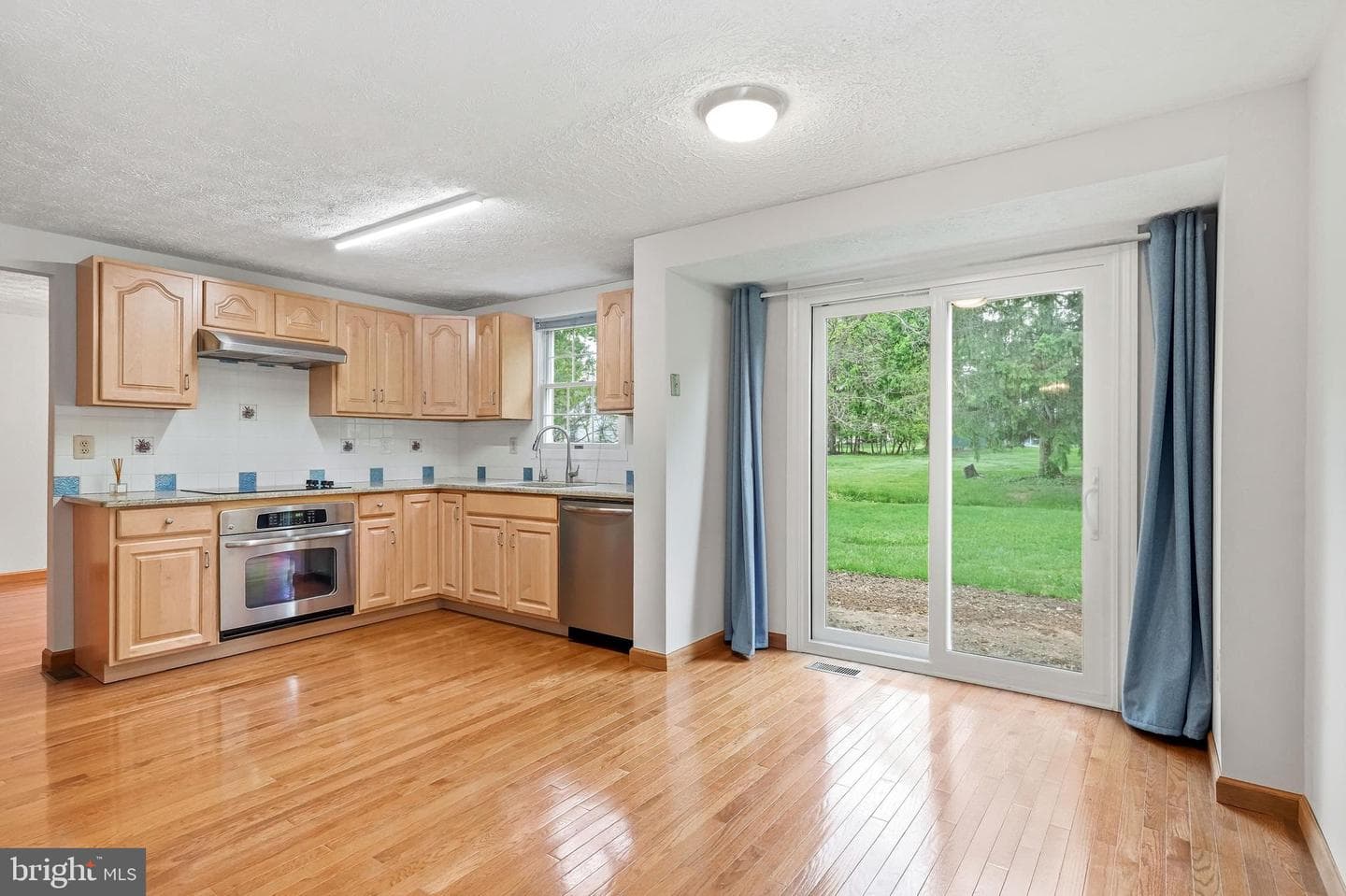 1 Cedar Lane photo 4