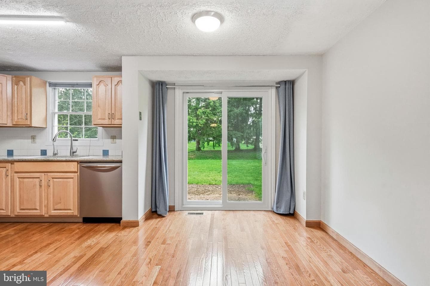1 Cedar Lane photo 5