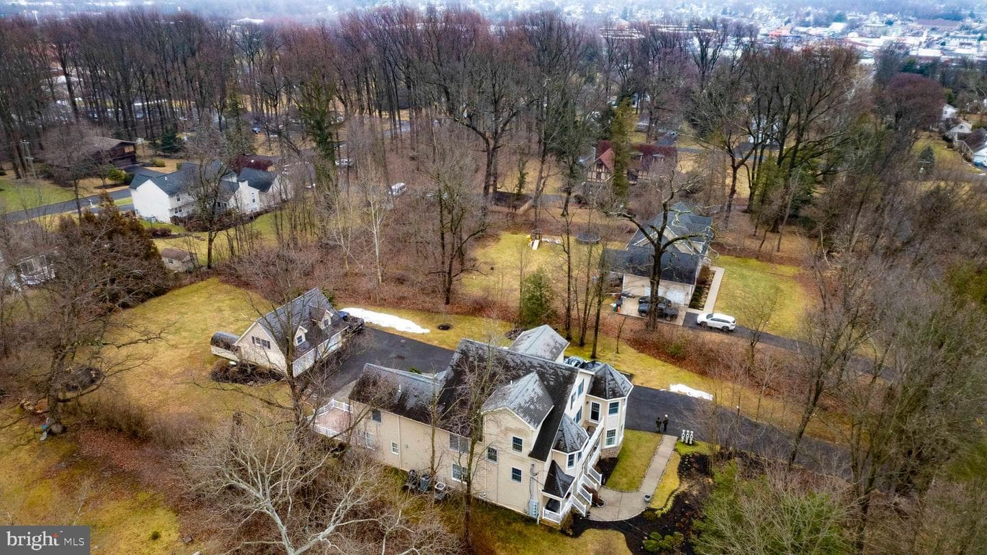 629 S Bellevue Avenue #b photo 42