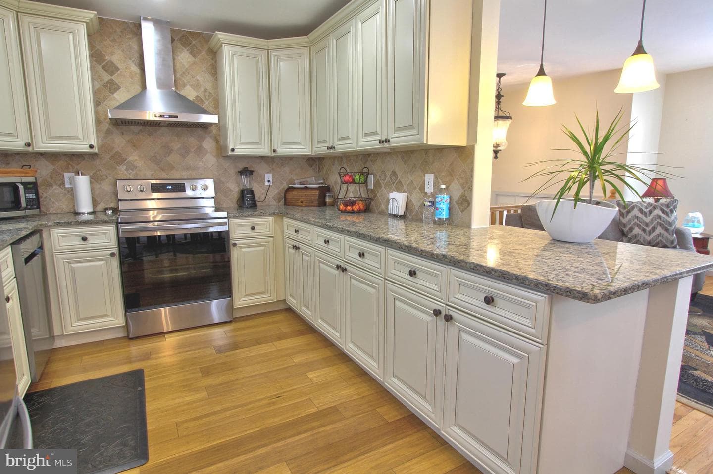 1206 Nassau Road photo 7