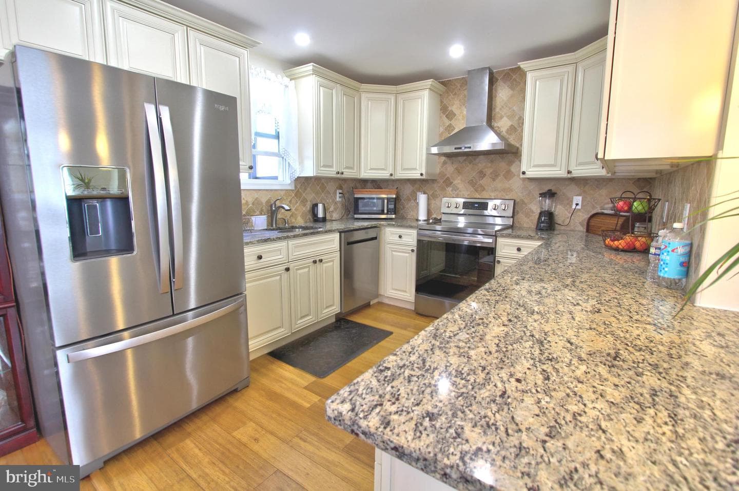 1206 Nassau Road photo 9