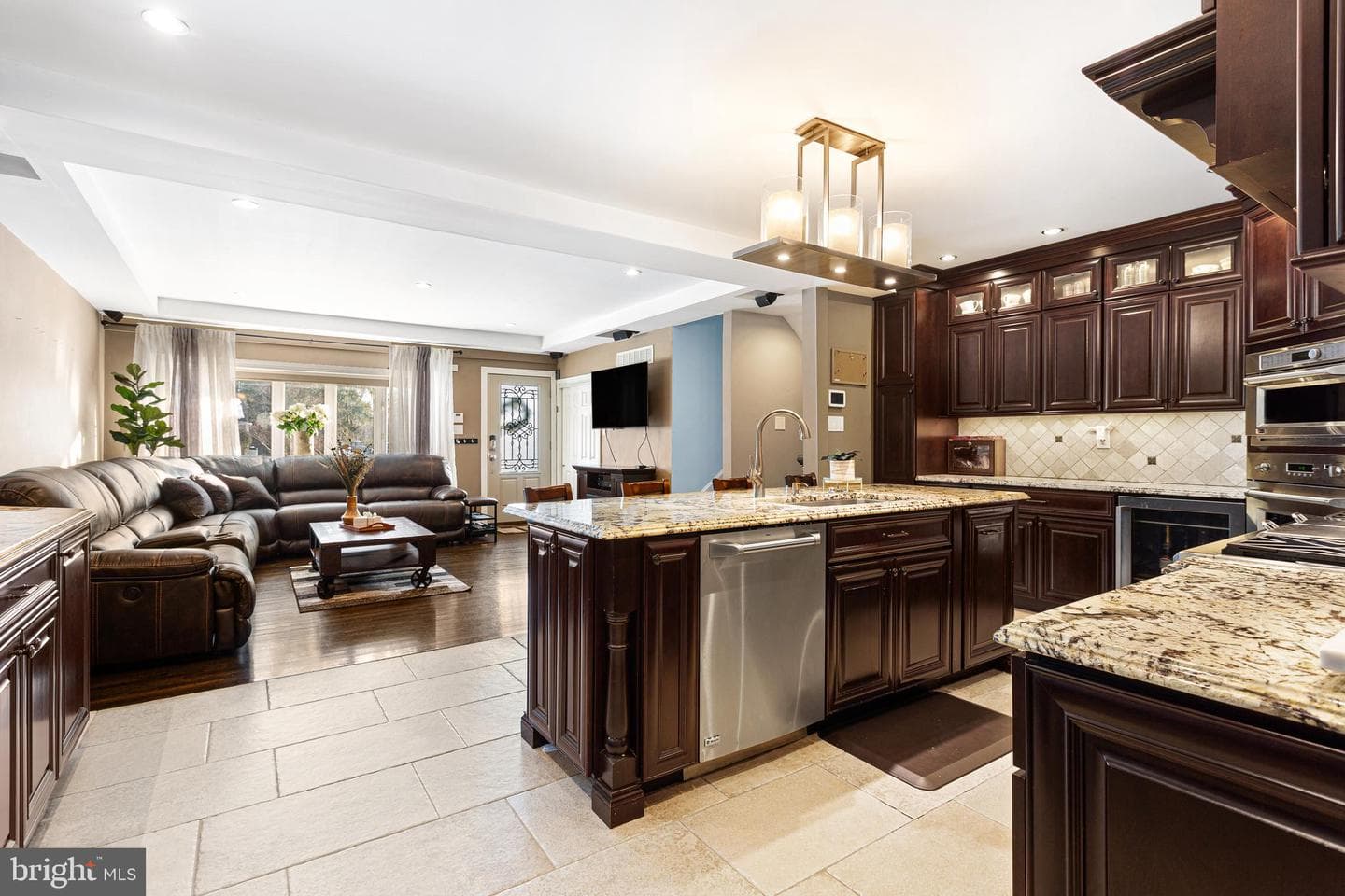 165 Valley Drive photo 4