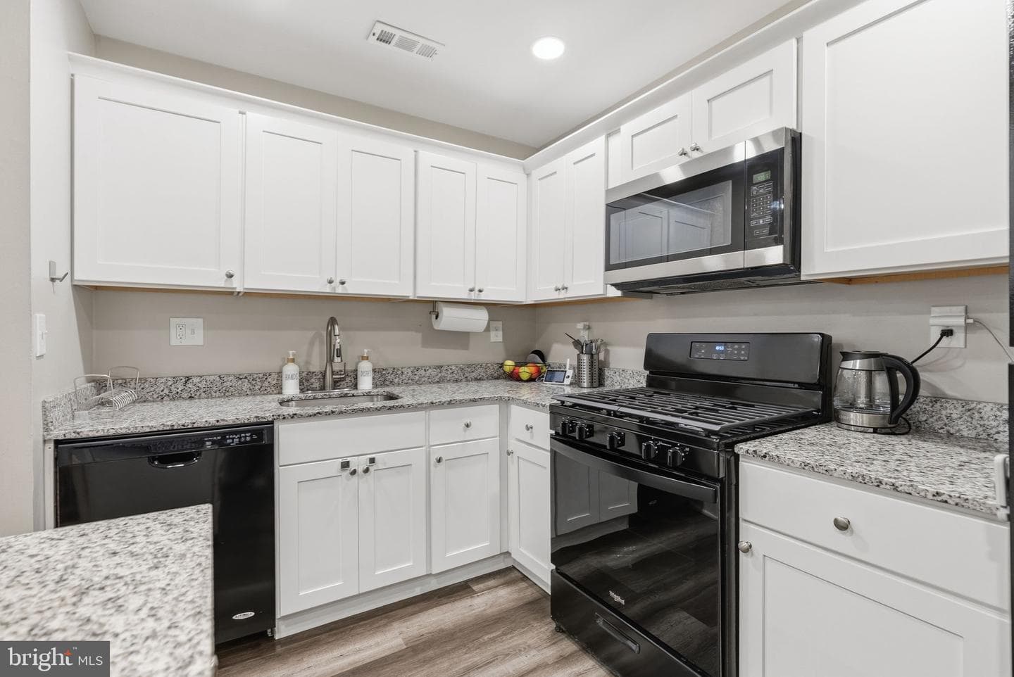 108 Diamond Drive photo 12