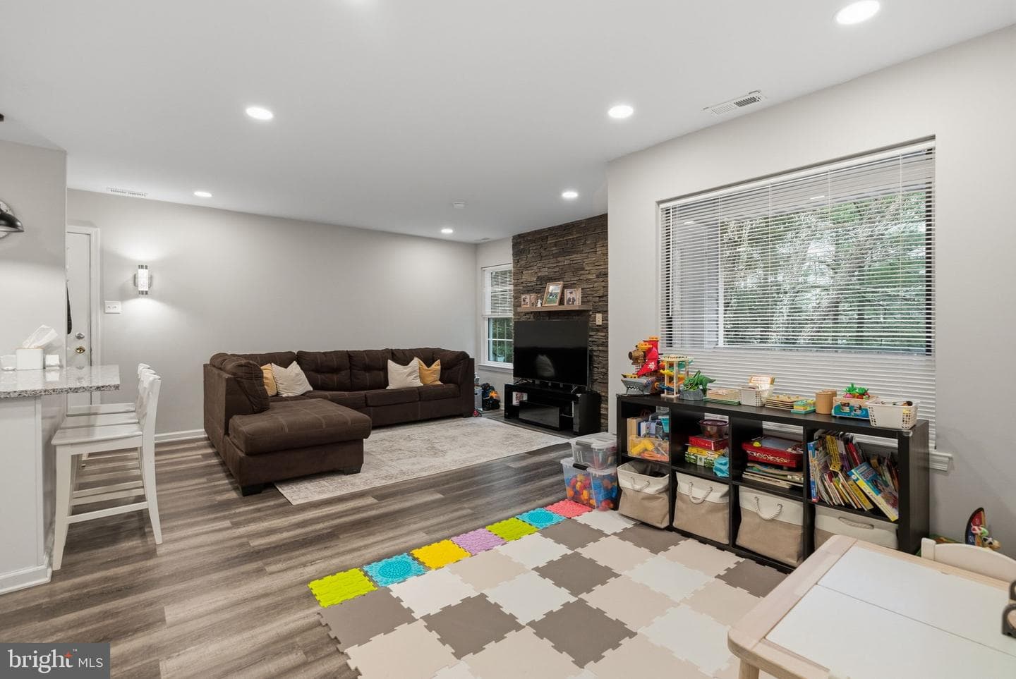 108 Diamond Drive photo 14
