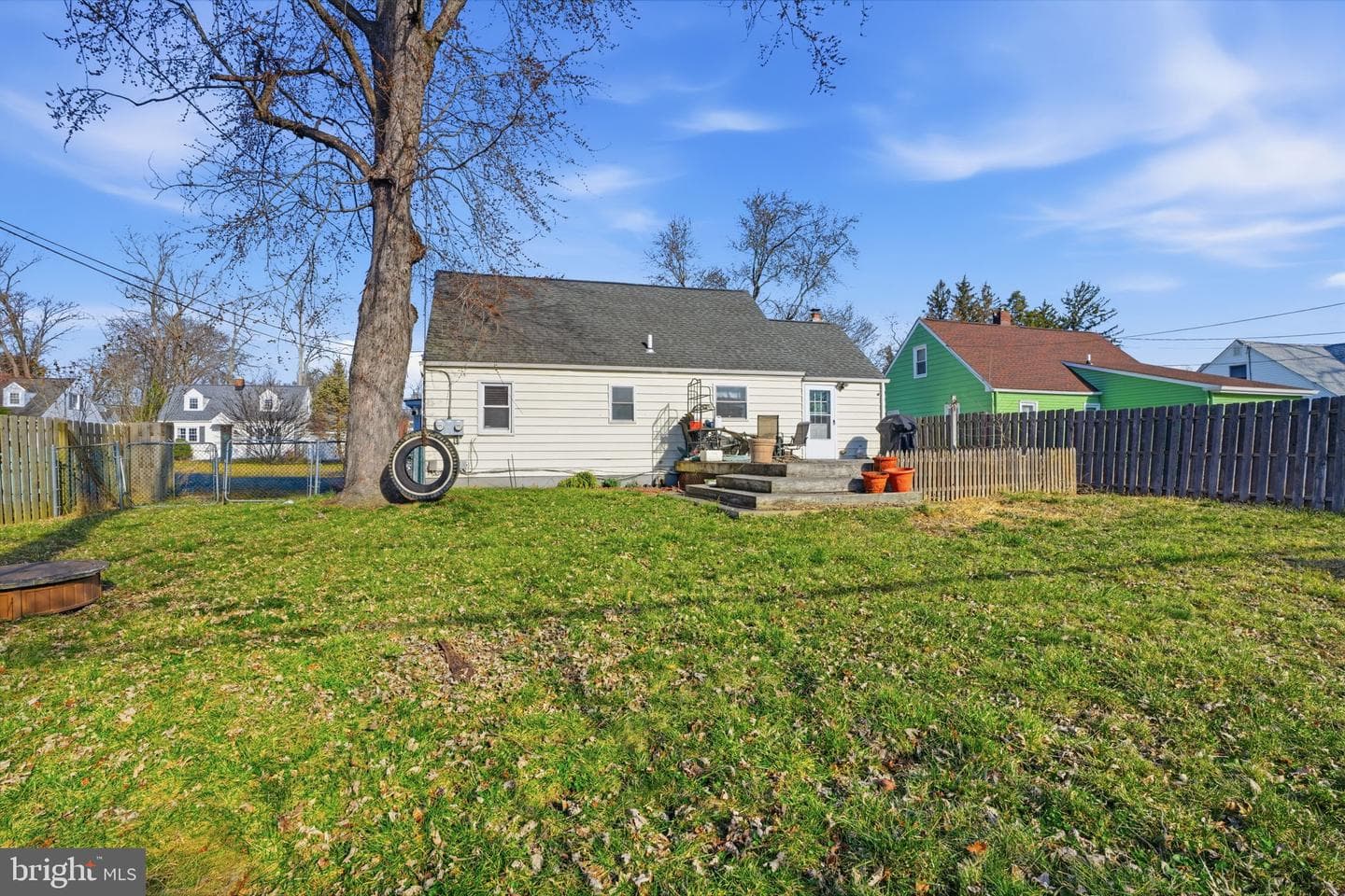 625 Hillcrest Avenue photo 24
