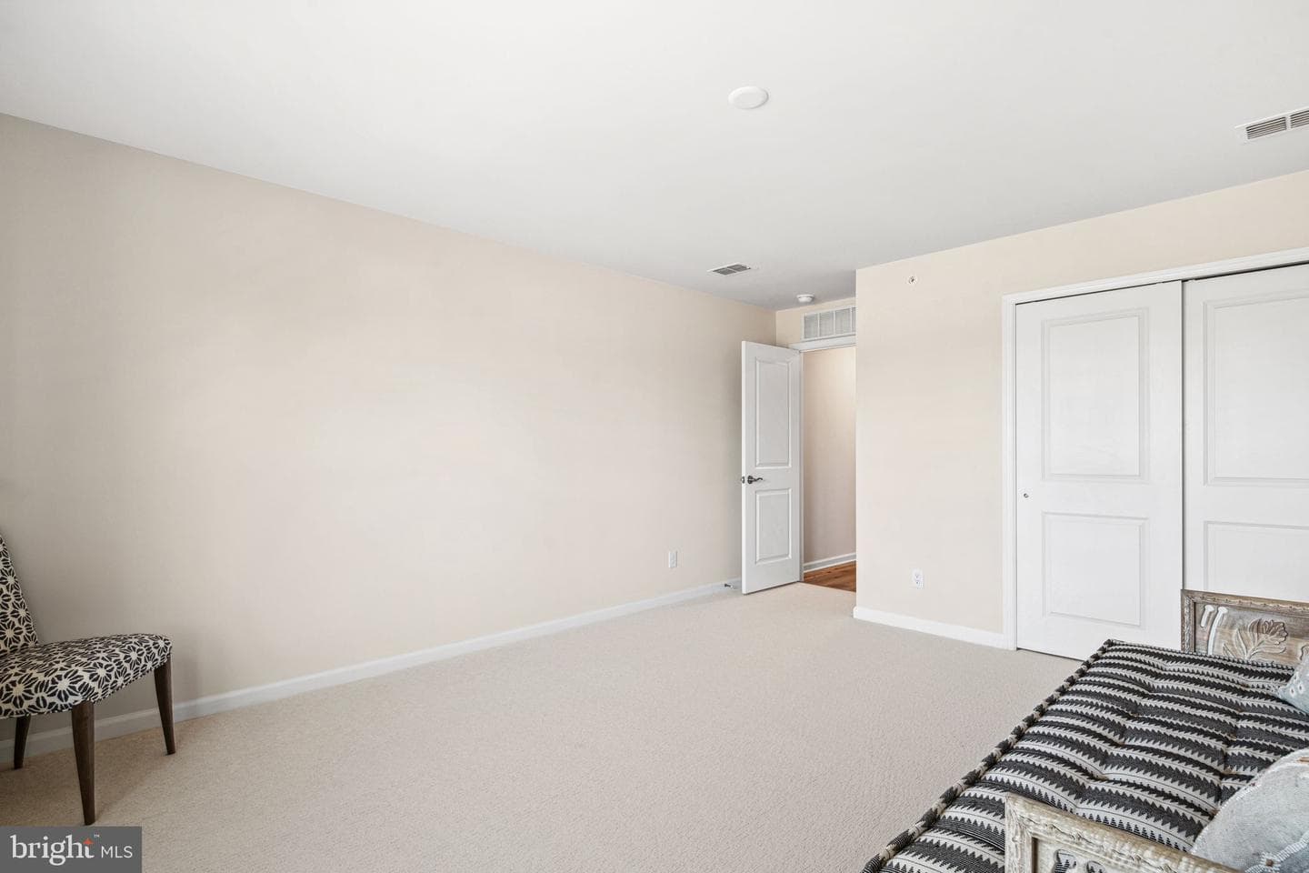 2016 Marquis Lane photo 24