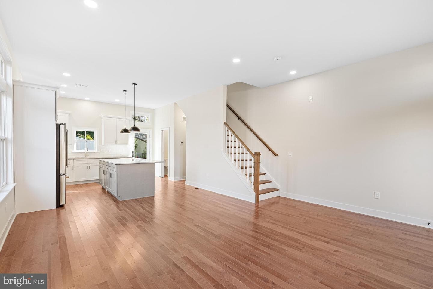 113 Thornton Lane photo 19