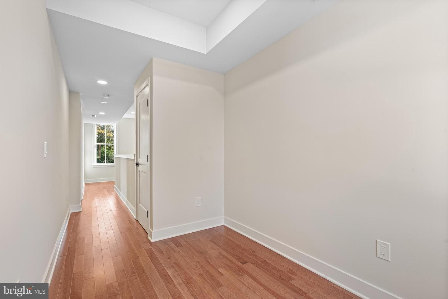 113 Thornton Lane photo 44