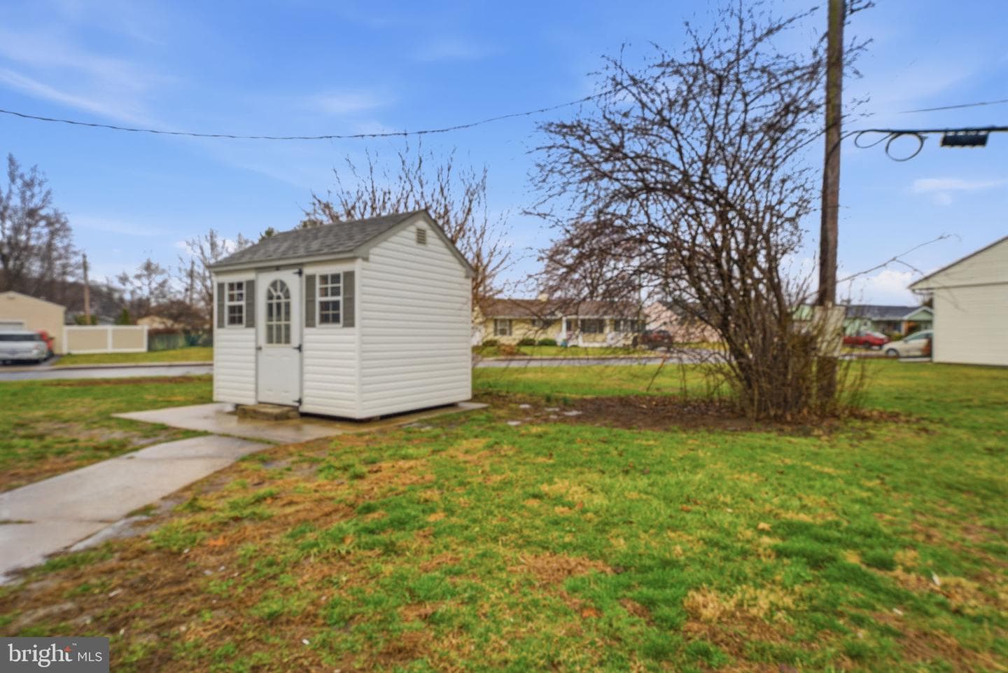 820 Auburn Road photo 32