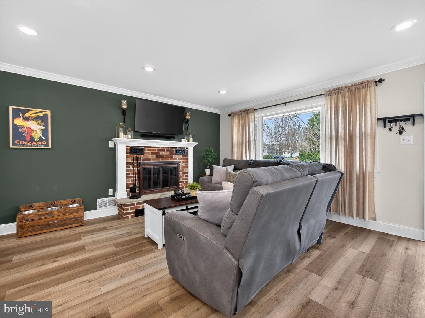840 Walnut Road photo 3