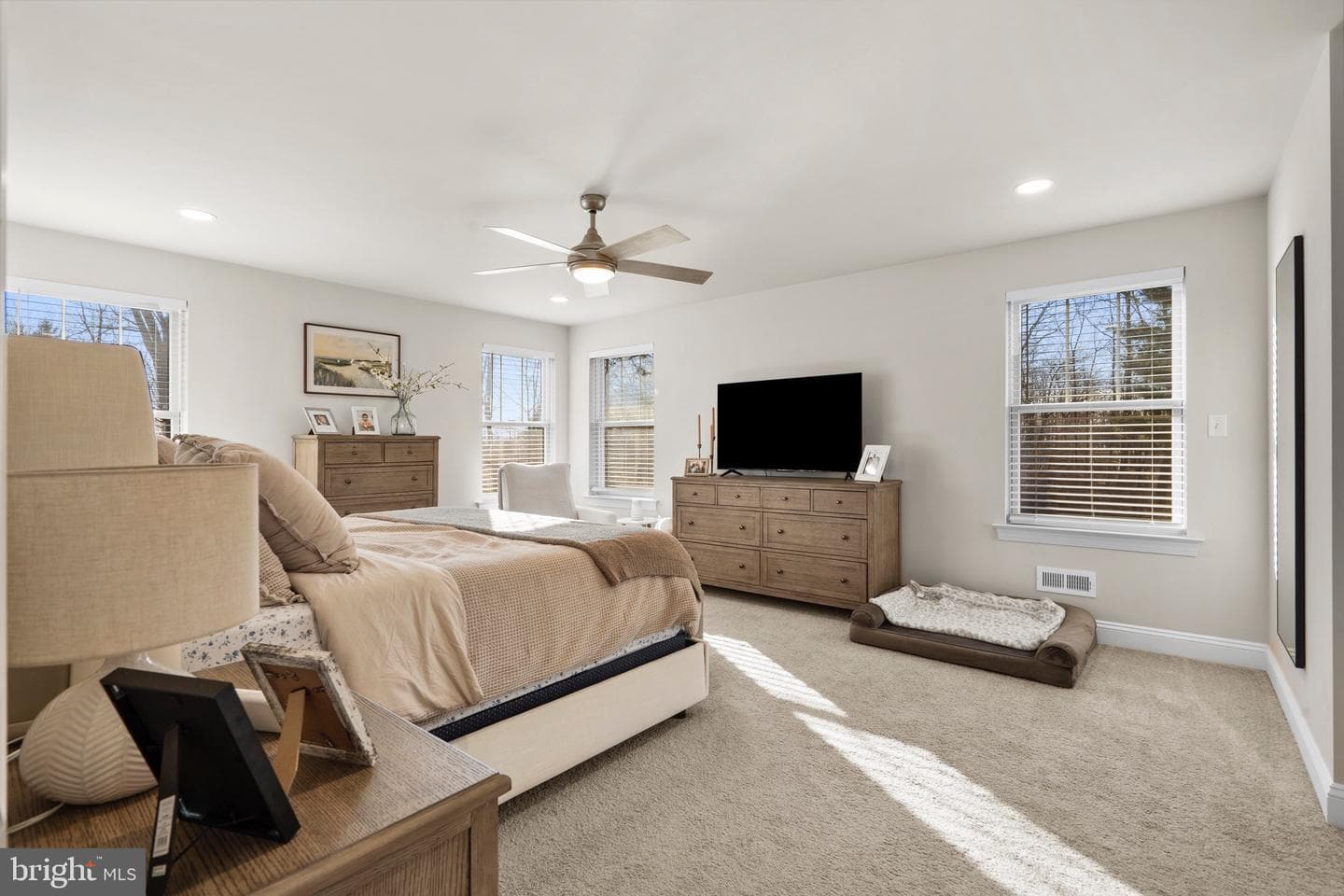 2408 Diamond Street photo 21
