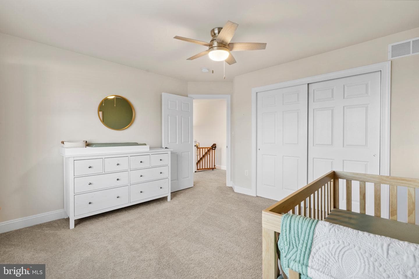 2408 Diamond Street photo 31