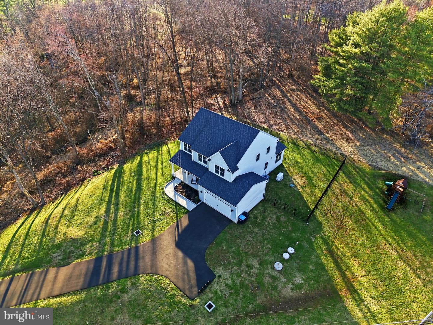 2408 Diamond Street photo 47
