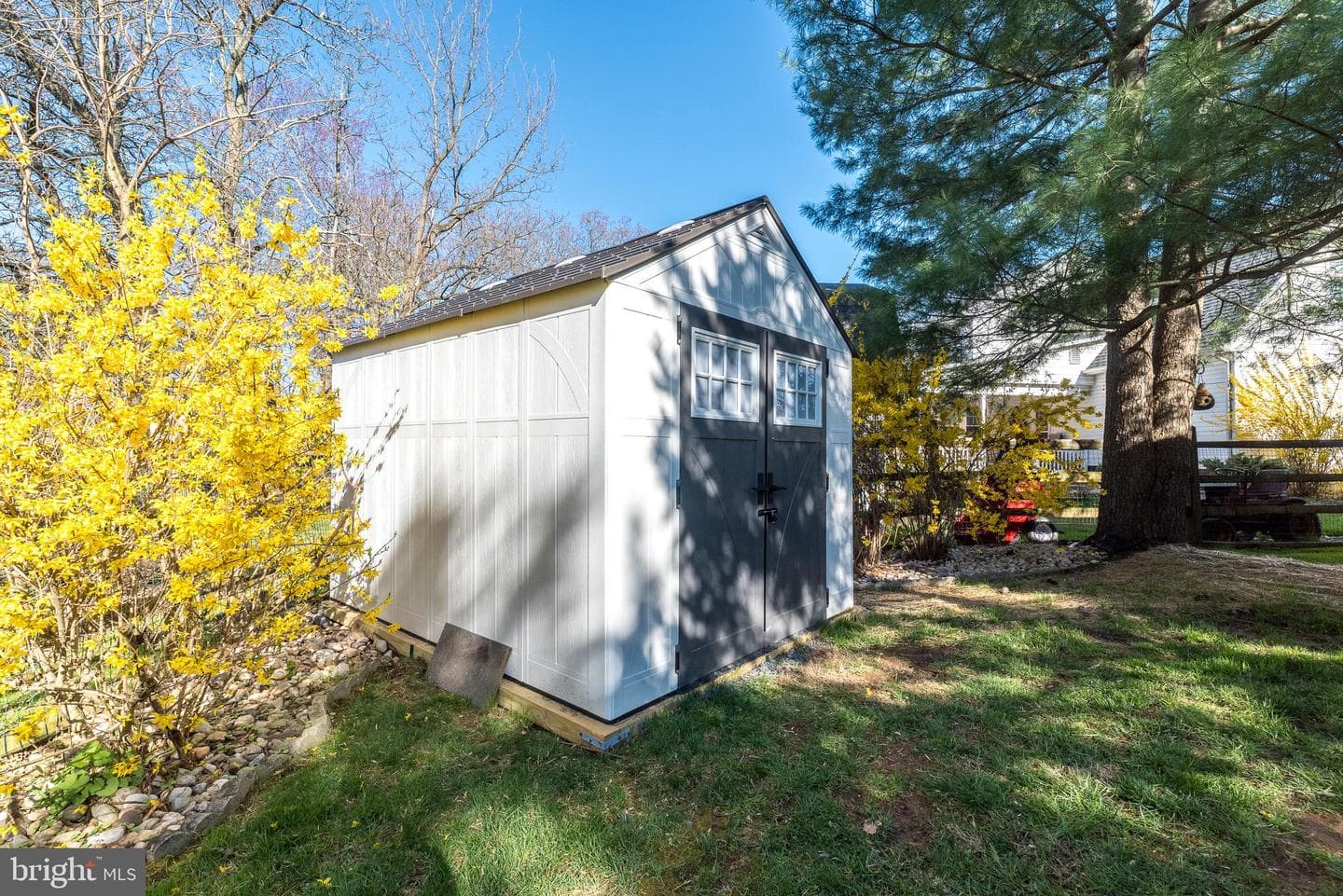 115 Saddle Brook Drive photo 9