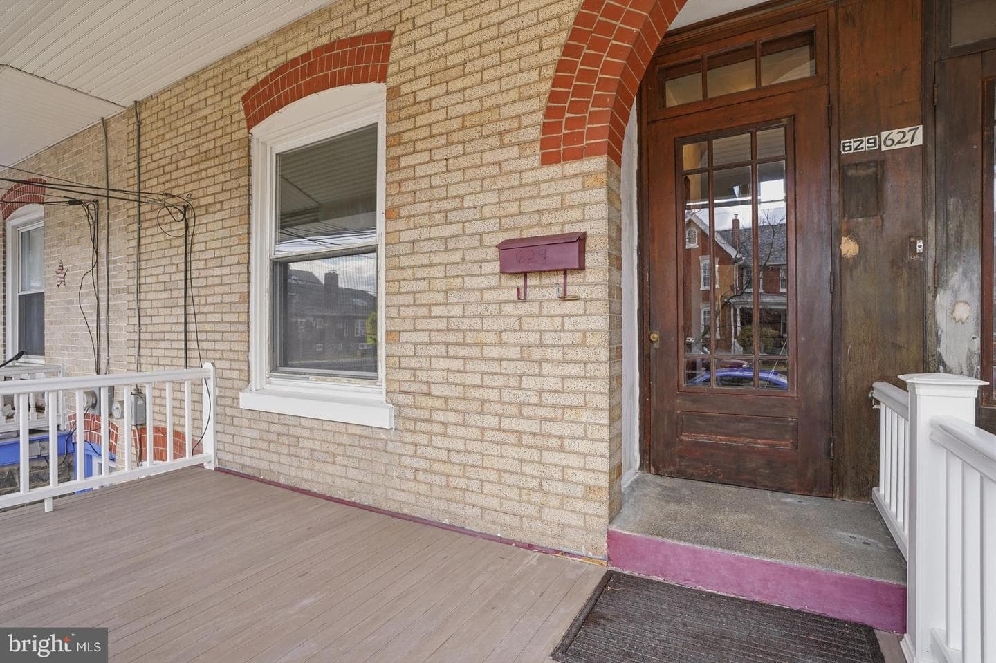 629 Juniper Street photo 4