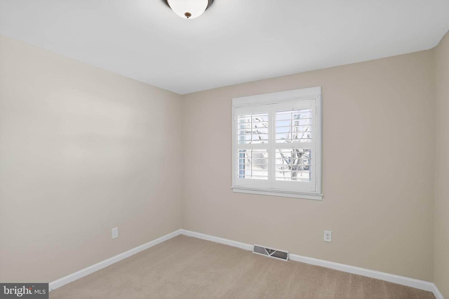 1283 Irma Road photo 17